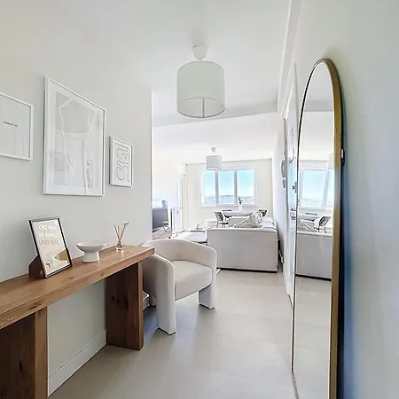 Appartement Clair Et Lumineux *